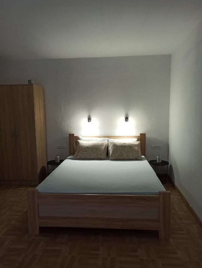 Lastva Holliday Rooms Budva Buitenkant foto