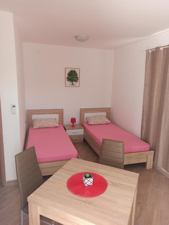 Lastva Holliday Rooms Budva Buitenkant foto