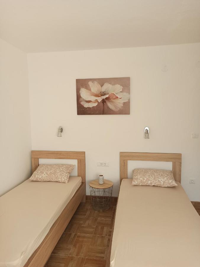Lastva Holliday Rooms Budva Buitenkant foto