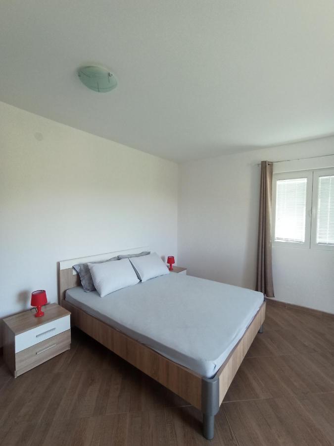 Lastva Holliday Rooms Budva Buitenkant foto