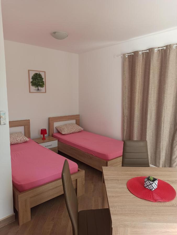 Lastva Holliday Rooms Budva Buitenkant foto