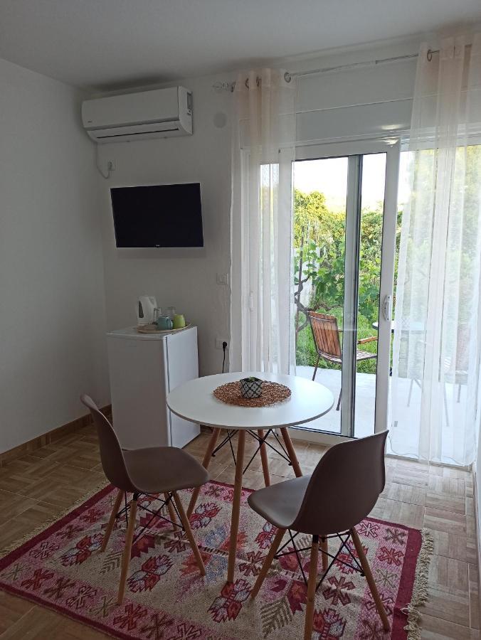 Lastva Holliday Rooms Budva Buitenkant foto